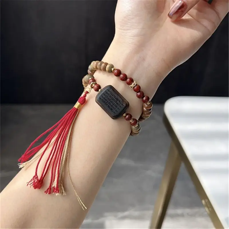 สร้อยข้อมือไม้จันทน์สีเขียวธรร - Bead Bracelet Men บทวิจารณ์และราคา